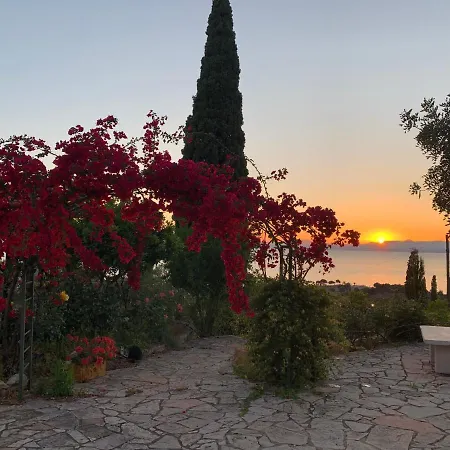 Santava House Ακρογιάλι