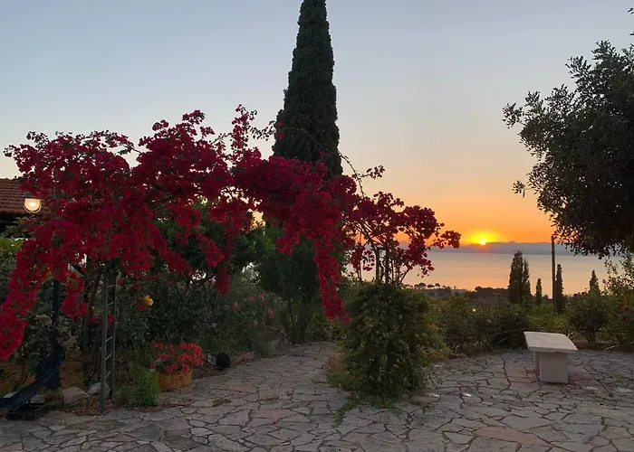 Santava House Akrogiali