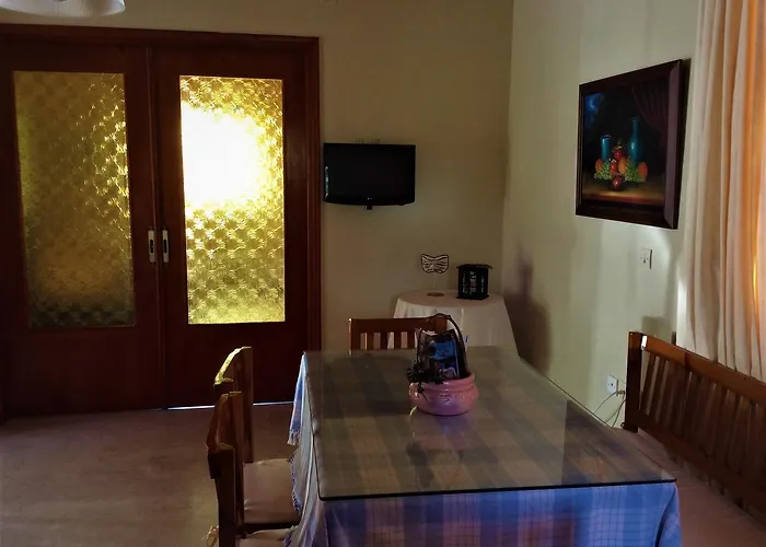 Santava House Kır Evi Akrogiali