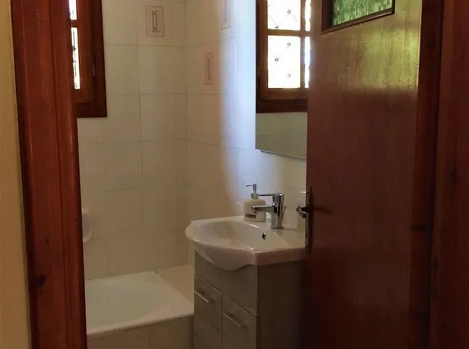 Santava House Kır Evi Akrogiali