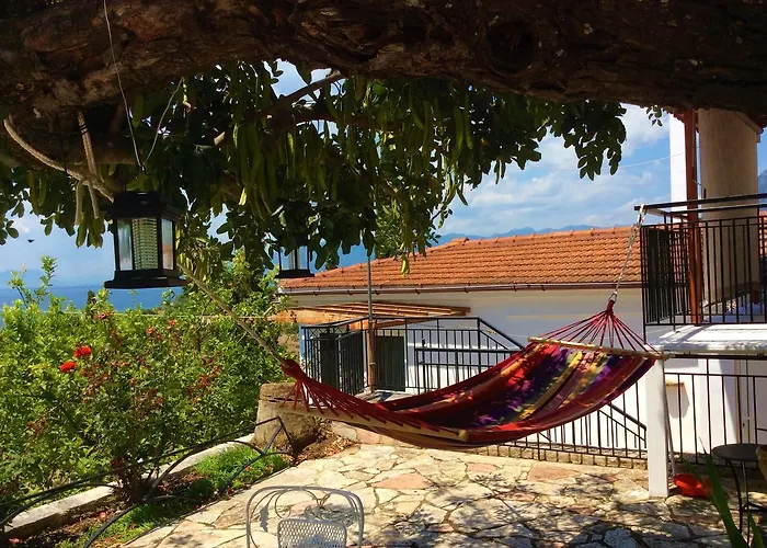 Kır Evi Santava House Akrogiali